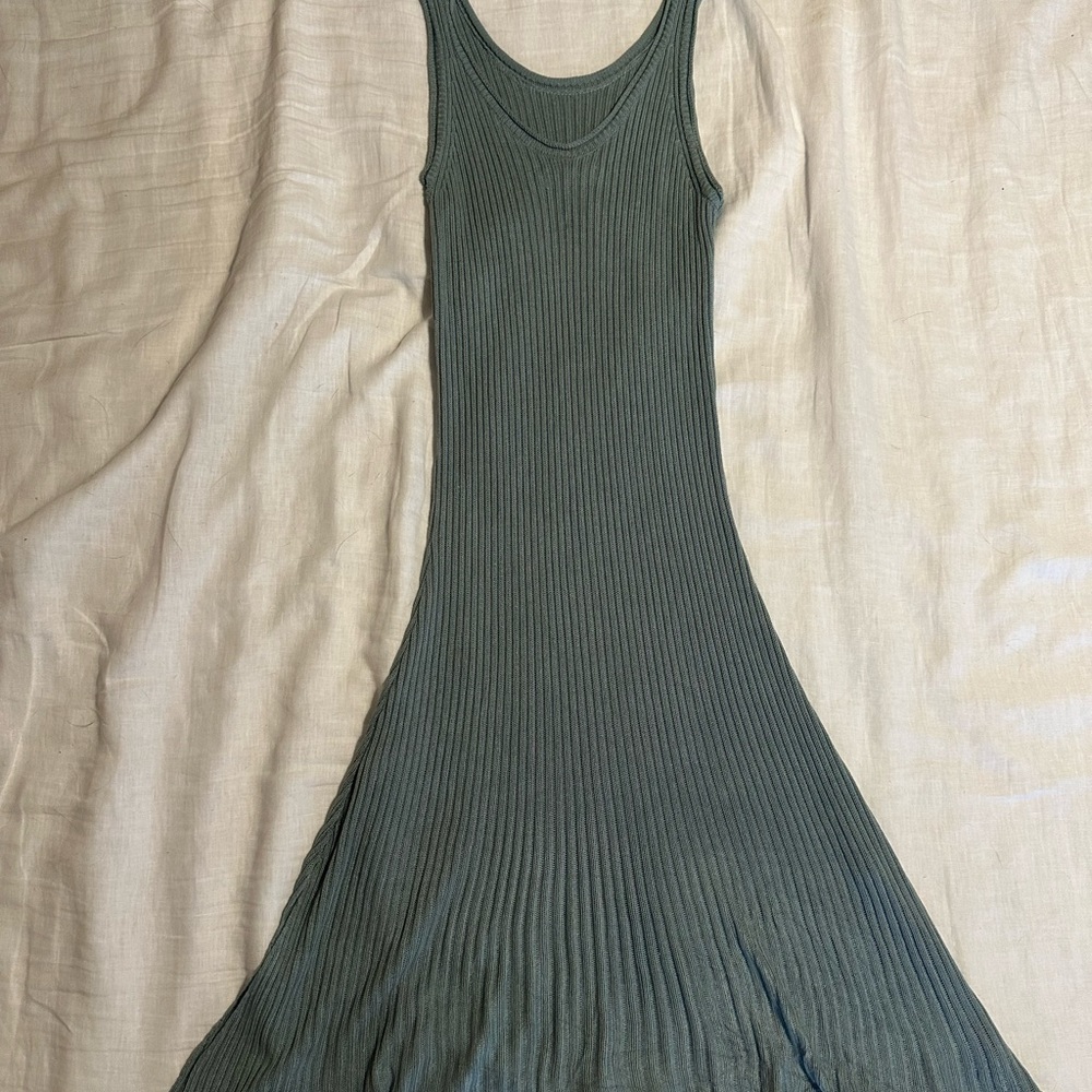 Flowing knit dress - Picture 4 of 4